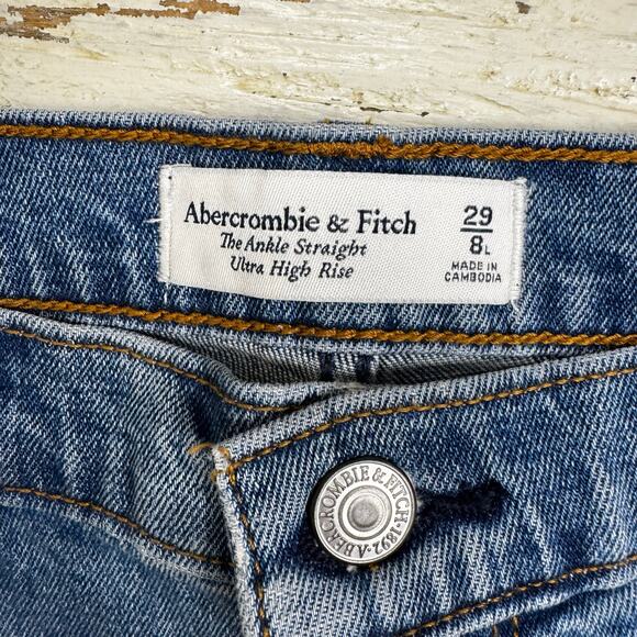 Abercrombie & Fitch Ankle Straight Leg Ultra High Rise Jeans Size 29 or 8 Long - Picture 3 of 8